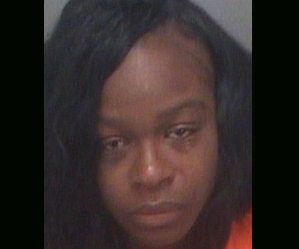 Tecora Fields arrested after deadly attack with tampon on a cop (Photo Credit: Pinellas County Police)