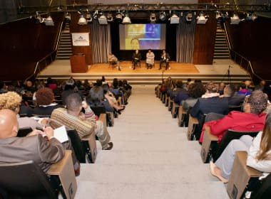 NBMBAA® CEO Jesse Tyson moderates forum hosted by Atlanta NBMBAA® Chapter
