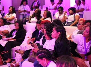 Kelly Price featured at Girl Talk Session: The W.E.A.L.T.H. Experience 2017