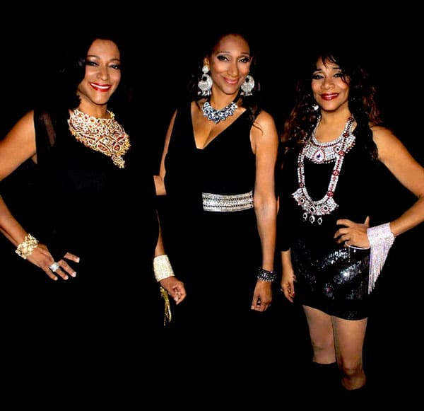  Sister Sledge (Photo Source: Facebook/@SisterSledgeOfficial)