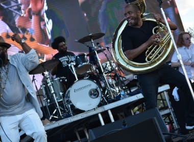 Jill Scott, Common and more ignite stage at Jazz in the Gardens