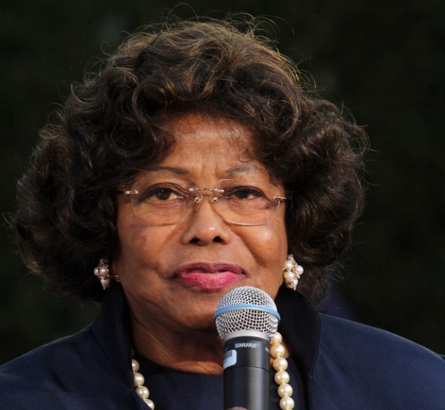 Katherine Jackson makes new allegations against nephew - Rolling Out