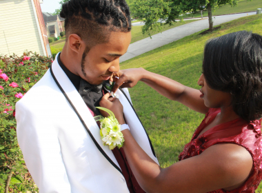 Prom 2017: Cedar Grove 'Blue Carpet Affair' sends seniors out in style