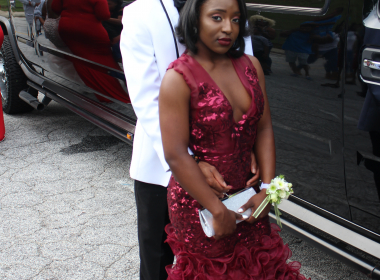 Prom 2017: Cedar Grove 'Blue Carpet Affair' sends seniors out in style