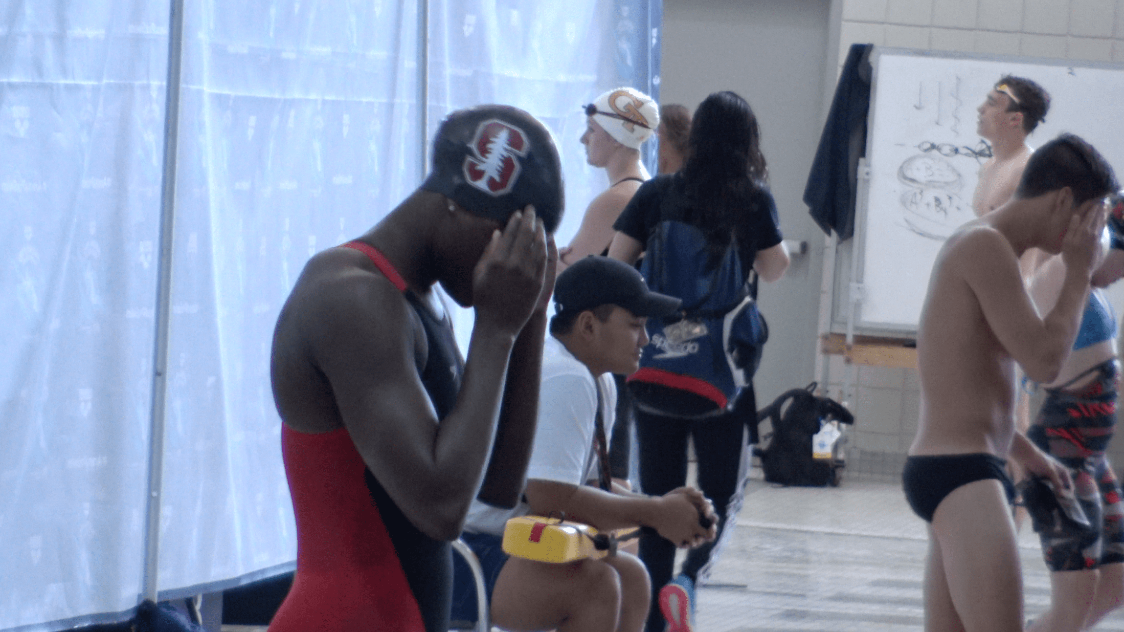 Simone Manuel and Team USA on Day 2 of Pro Swim Series in Atlanta