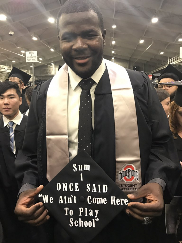 (Photo from @Cardale_7/ Twitter) Former Ohio State quarterback Cardale Jones received his degree last weekend for Africa-American and African studies in Columbus, Ohio.
