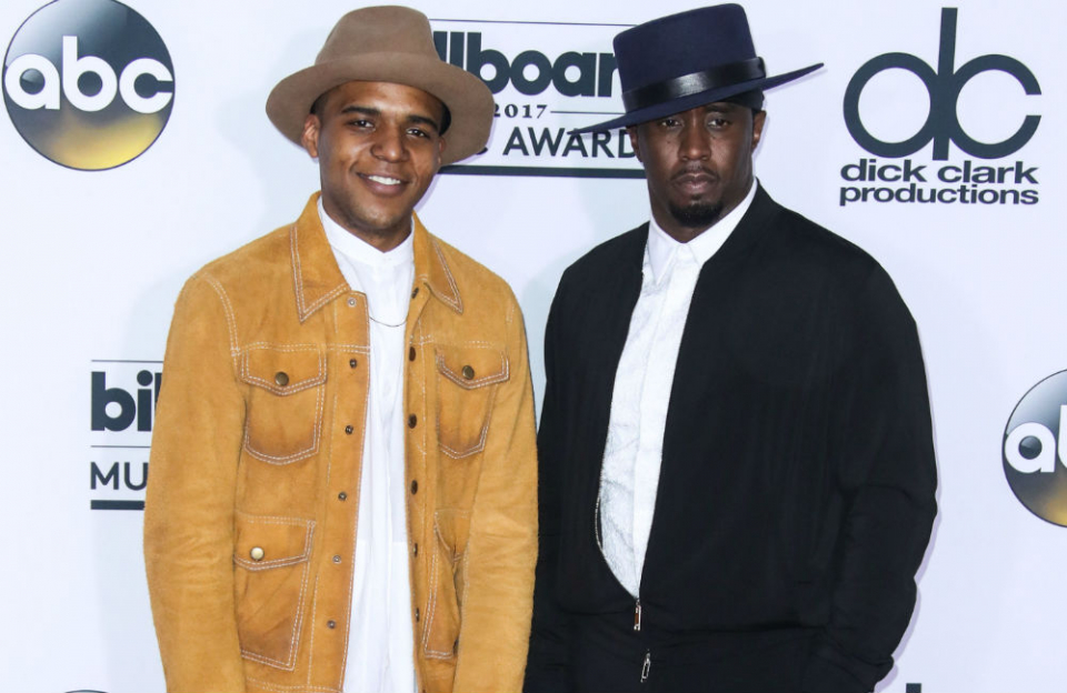 Diddy pays tribute to Biggie Smalls at Billboard Music Awards