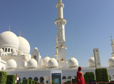 An afternoon in Abu Dhabi: Queen for a day