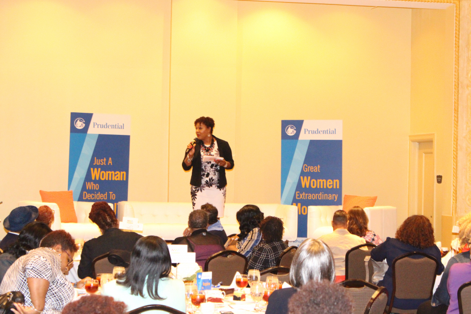 LaToyia Dennis' Motivated Moms Tour helps moms create strategies for success