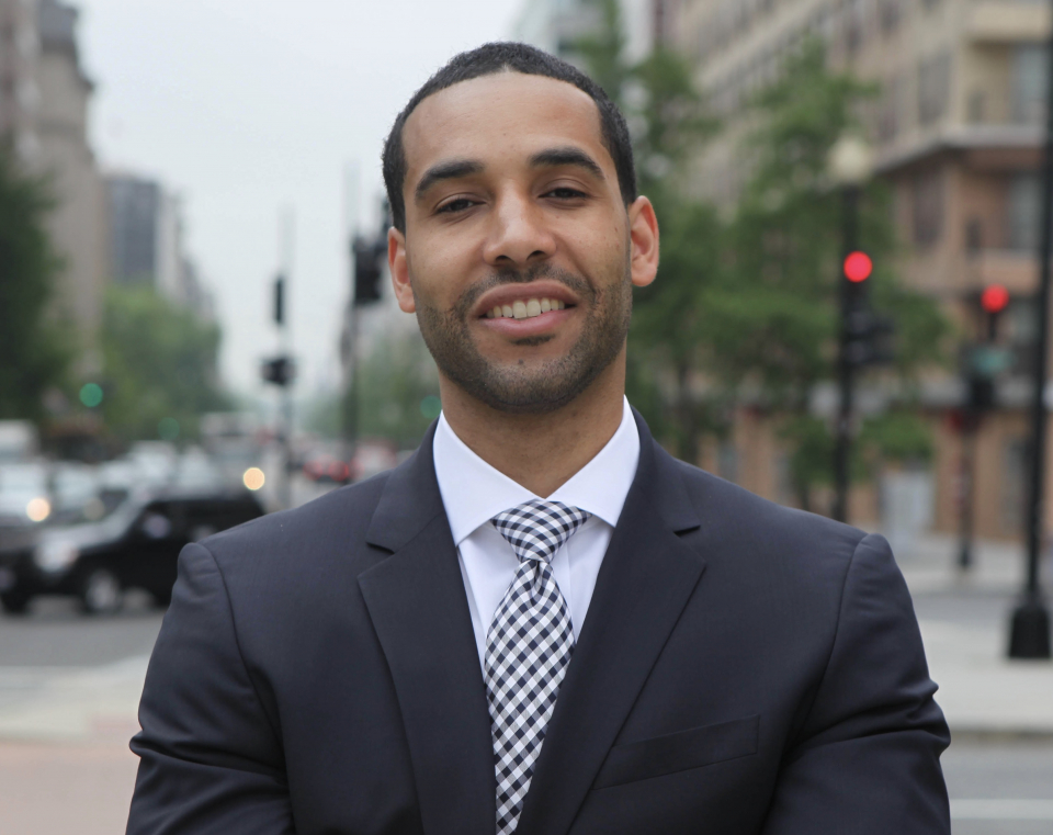 Attorney Ryan Jones tells how working for friends helped him start his business