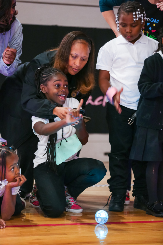 Black Girls Code partners with GM to launch Detroit chapter