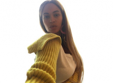 Beyoncé slips into something tight, shows off new tattoo