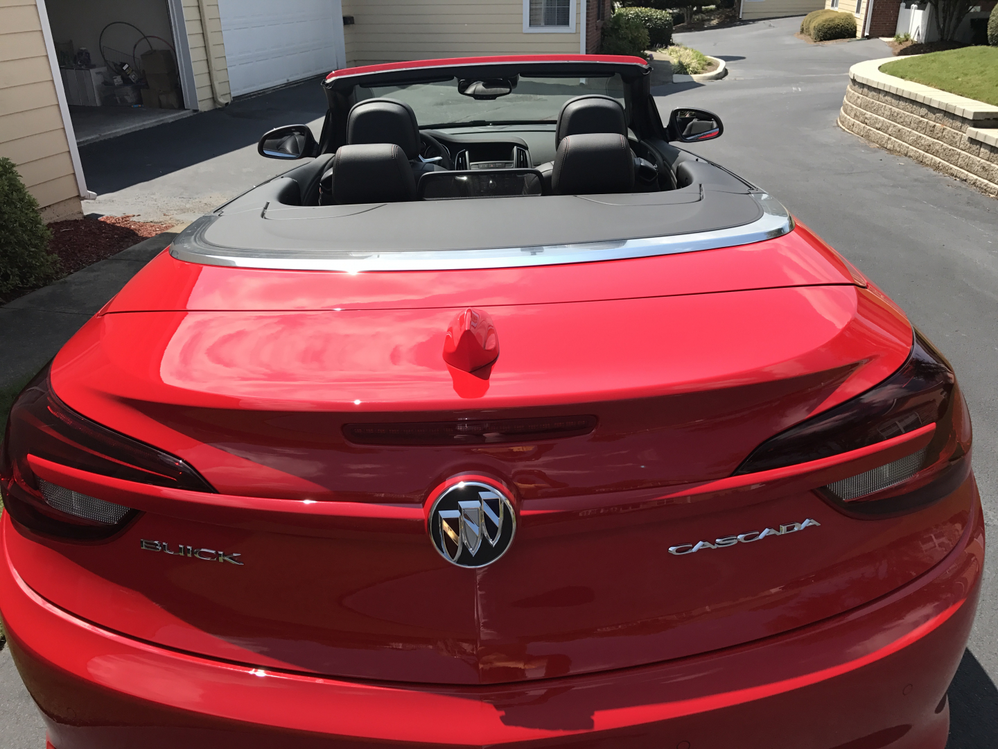 Feel the breeze in the luxurious Buick Cascada 2017 - Rolling Out