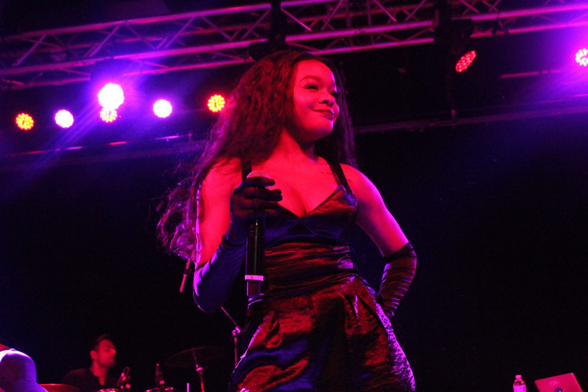 Azealia Banks and her brigade brighten Concord Music Hall in Chicago