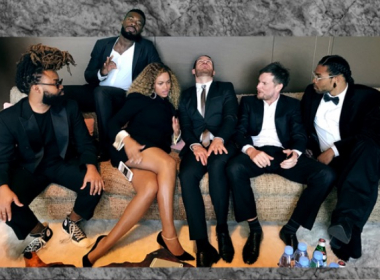 Beyoncé means business in black minidress, busts a move with baby Blue