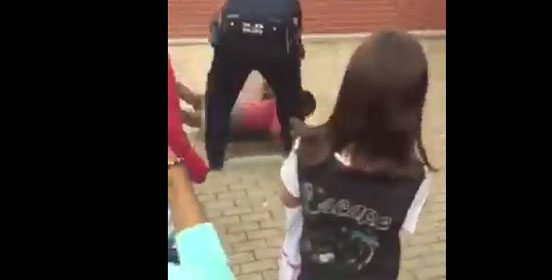 School cop body slams Black child during fight, leaves White child alone