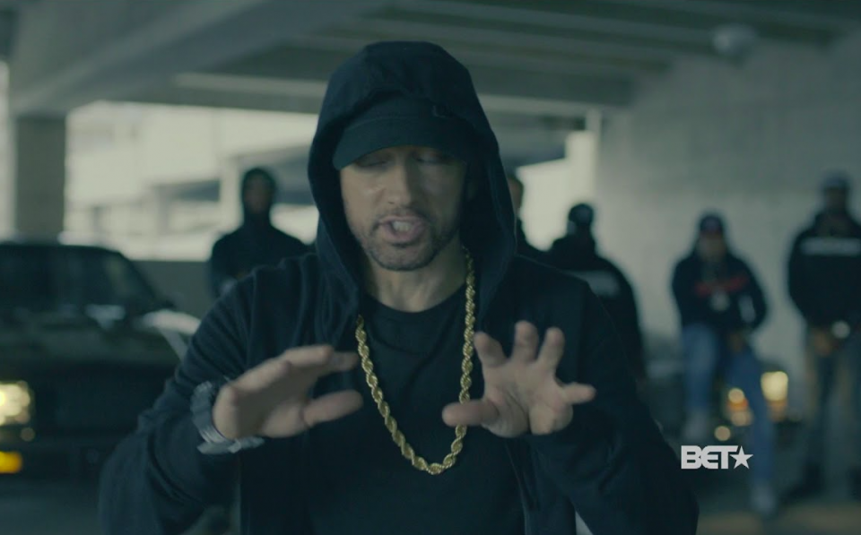 VIDEO: Eminem Blasts Trump In BET Awards Freestyle Rap - CBS Detroit