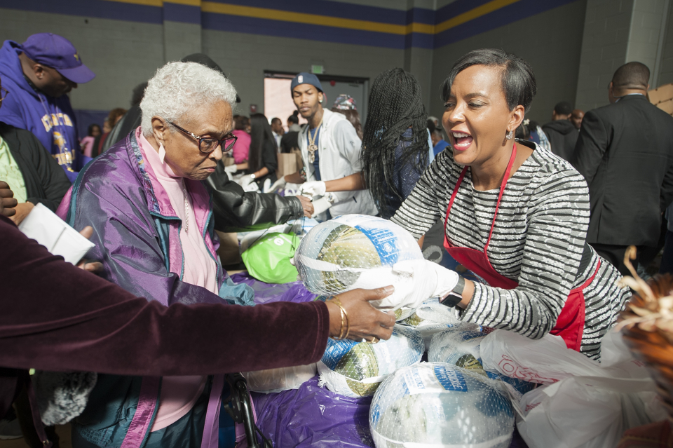 T.I., Keisha Lance Bottoms, Kasim Reed give back during the holiday season