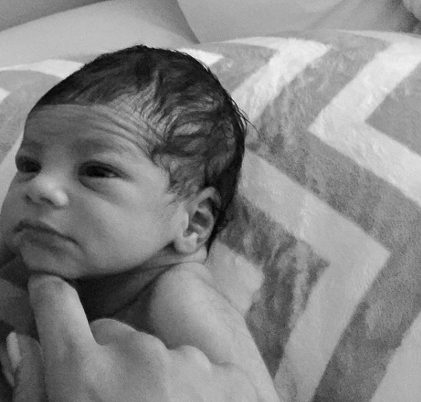 Kevin Hart shares 1st photos of newborn, Kenzo Kash