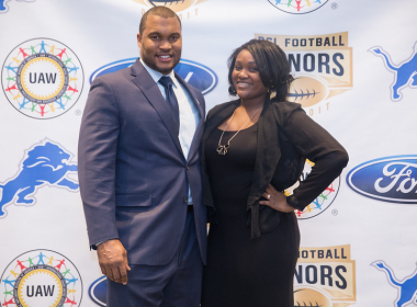 The Detroit Lions and NFL alumni honor Detroit PSL athletes