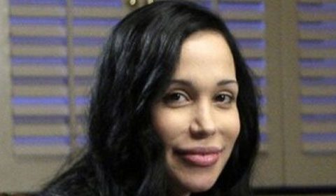 Food stamps and porn checks help welfare queen known as the 'Octomom'