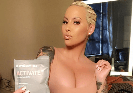 Amber Rose reduces breast size