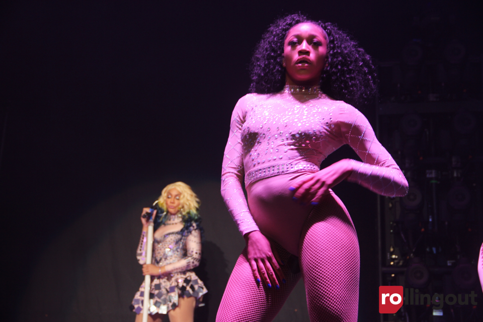 Tamar Braxton keeps it confident and sexy at 'The Great Xscape Tour'