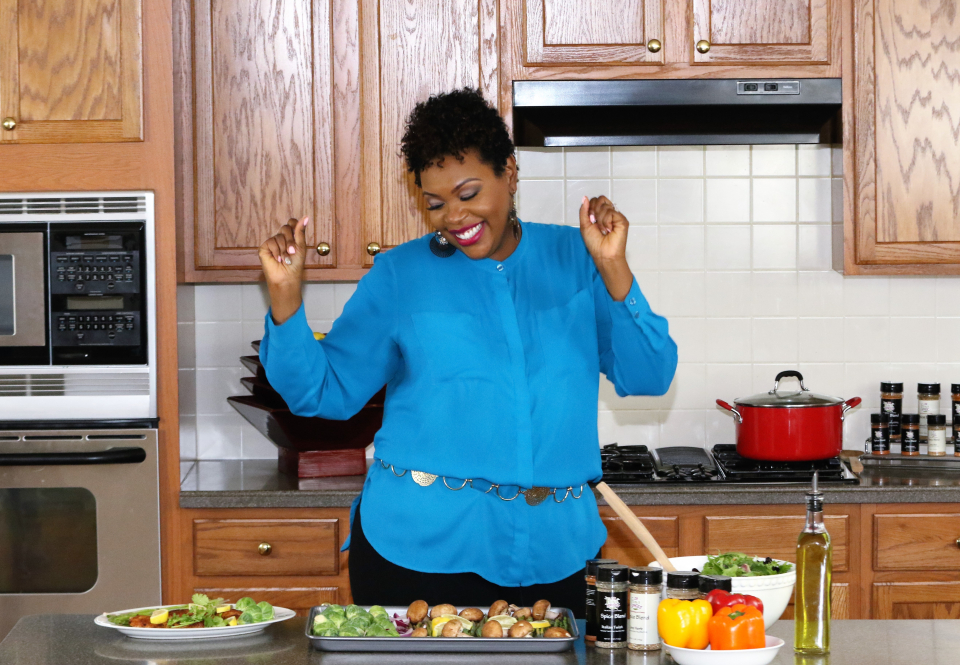 Pharmacist Dr. Flava Spices creates spice line to improve health and cooking