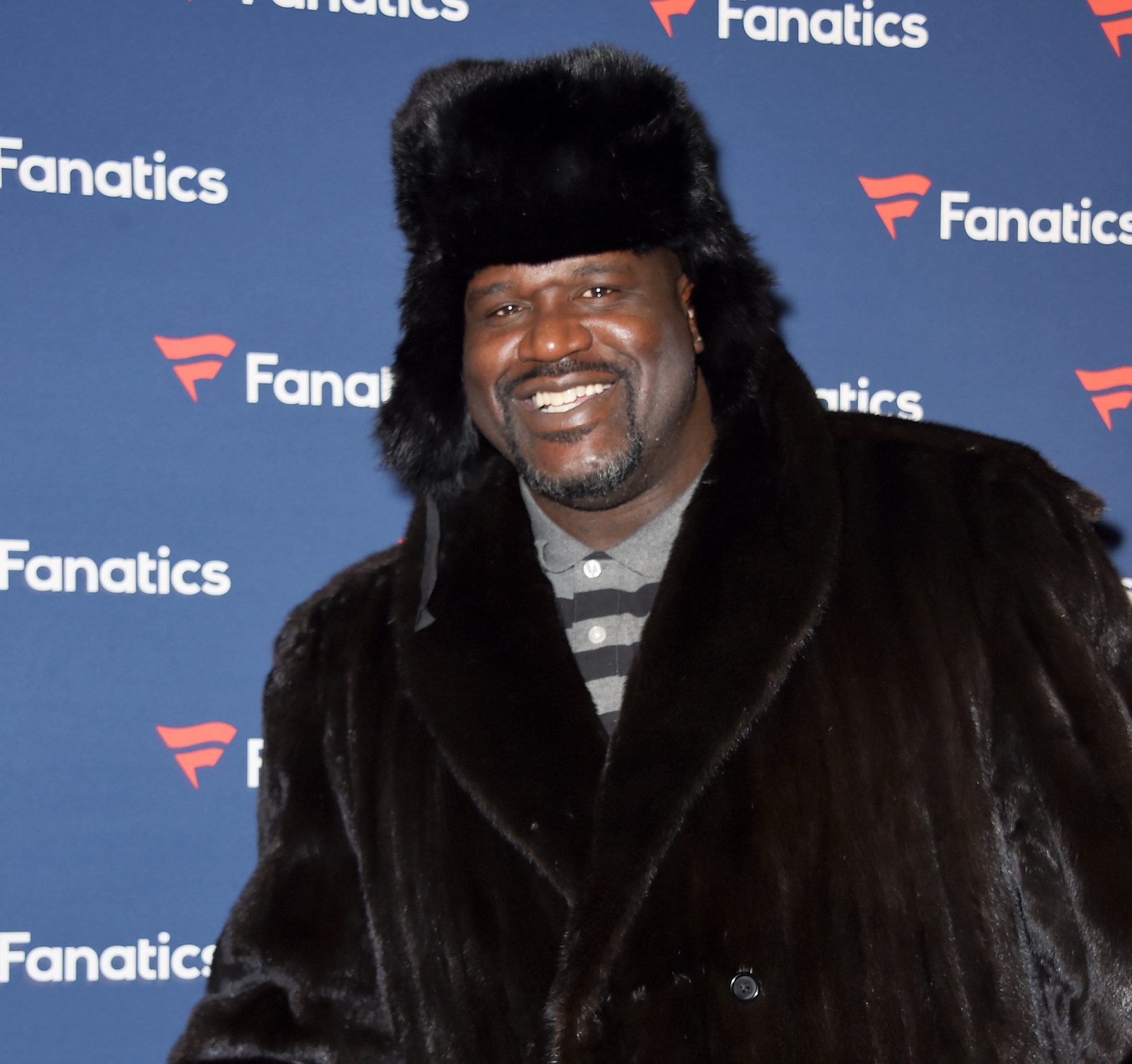 Shaq O'Neal, Dr. J, party with The Chainsmokers at Fanatics Super Bowl event