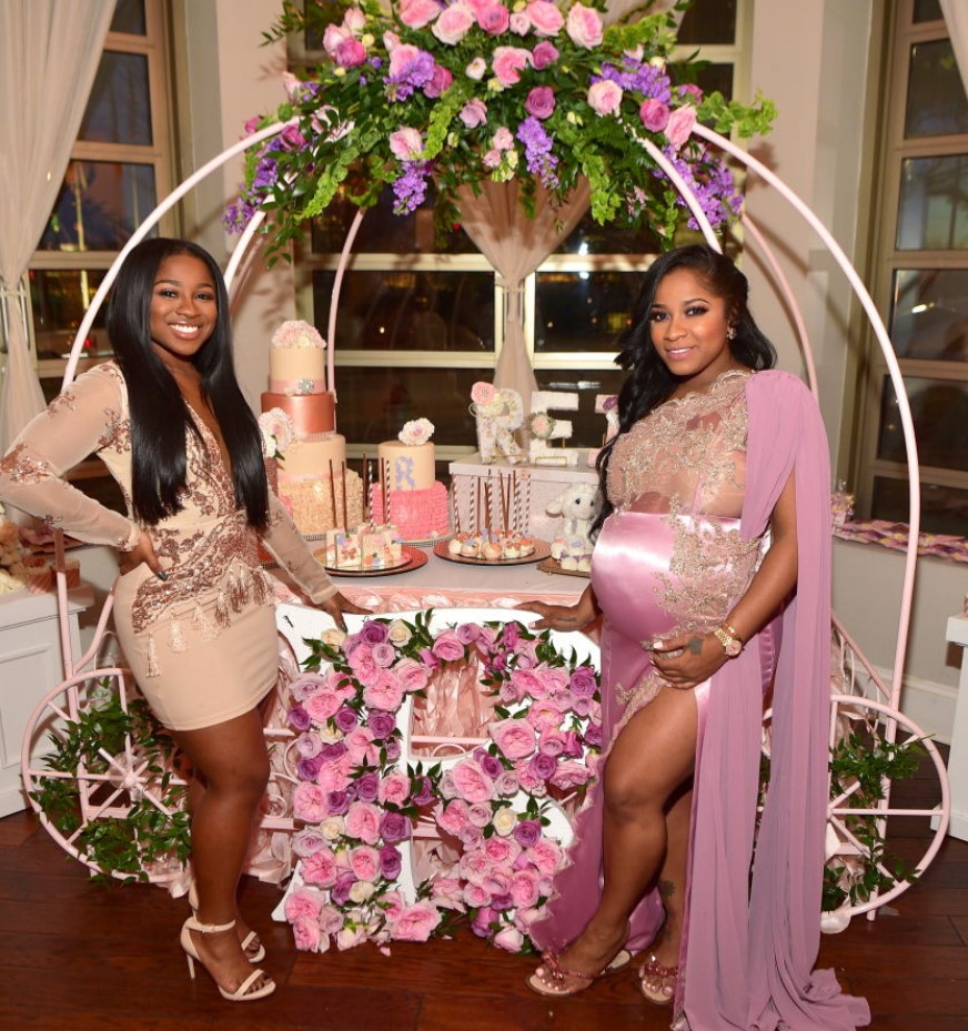Toya Wright gives birth to baby Reignbeaux (photo)