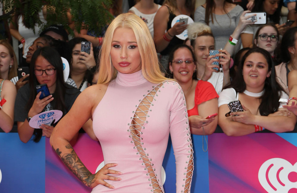 Iggy Azalea wants to collaborate with this artist