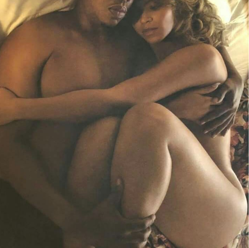 Beyoncé flosses backside in intimate bedroom photos with Jay Z (photos)