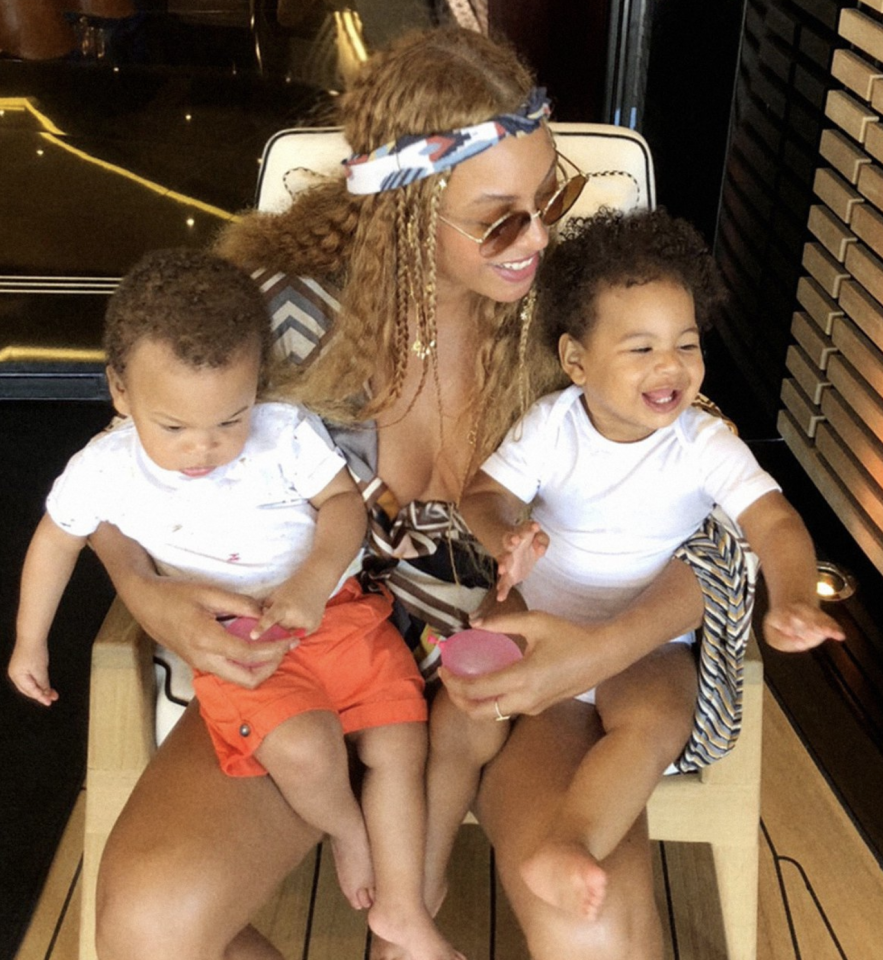 Beyoncé shares intimate family photos from her European vacation ...