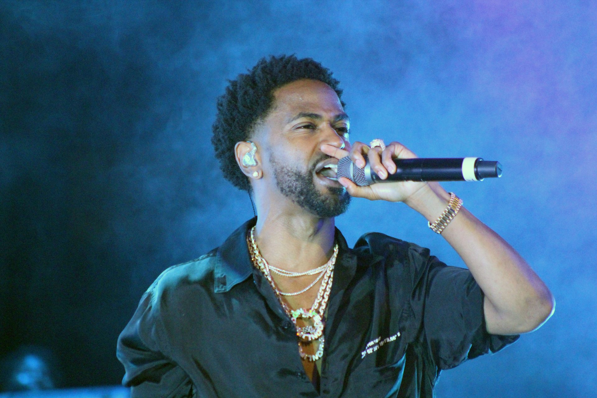 Big Sean and Trey Songz show how it's done at WGCI's Summer Jam