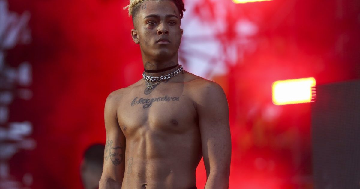 New XXXTentacion video for 'Moonlight' keeps slain rapper ...