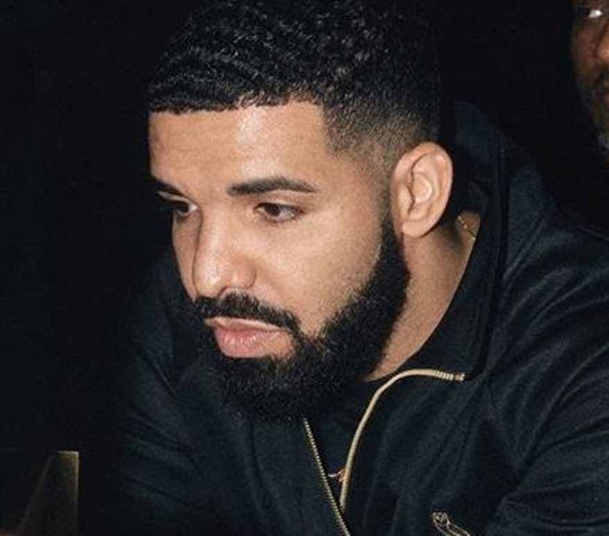 Drake shocks 2 McDonald's employees