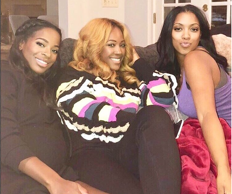 'RHOA's' Porsha Williams helps Shamea Morton show off her newborn ...