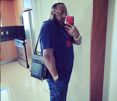 Black Twitter brings Marvin Sapp's relationship with R. Kelly to light