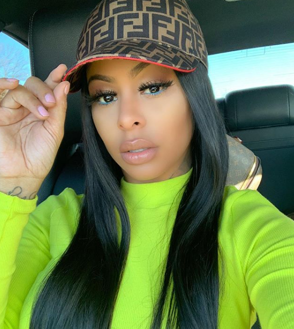 Alexis Skyy has dinner at Rob Kardashian's house after Blac Chyna fight (video)