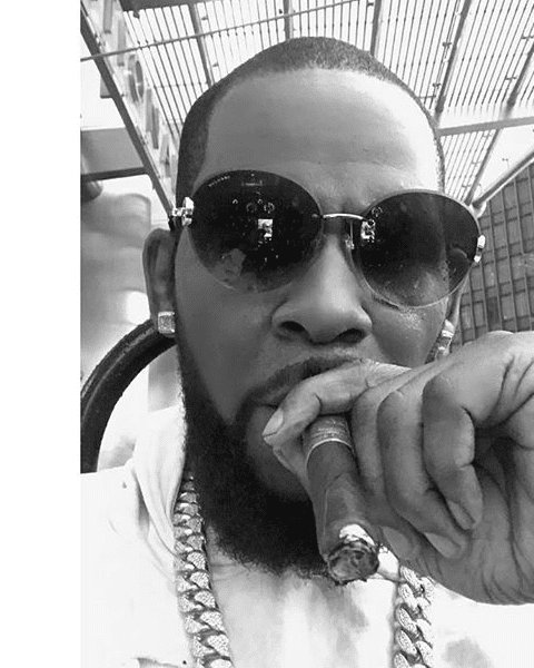 R. Kelly moved to general population where he will get the so-called 'perks'