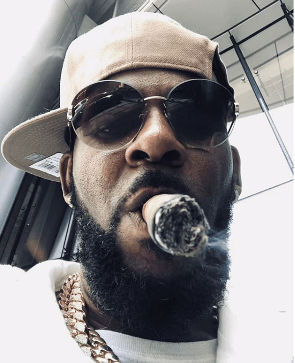R. Kelly pleads with the media to go easy on him (video)