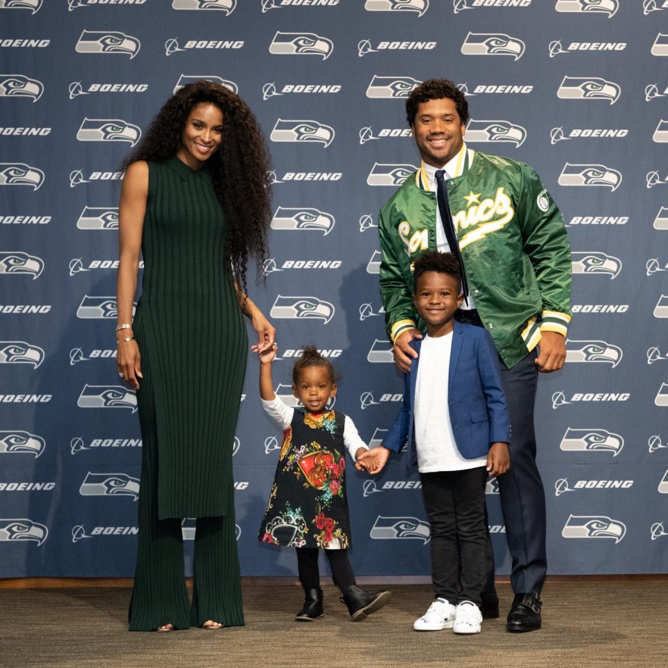 Russell Wilson setting new bar for quarterbacks regardless of size or color