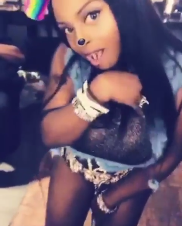 Why Foxy Brown was booed off stage at Kandi Burruss' Dungeon Tour (video)