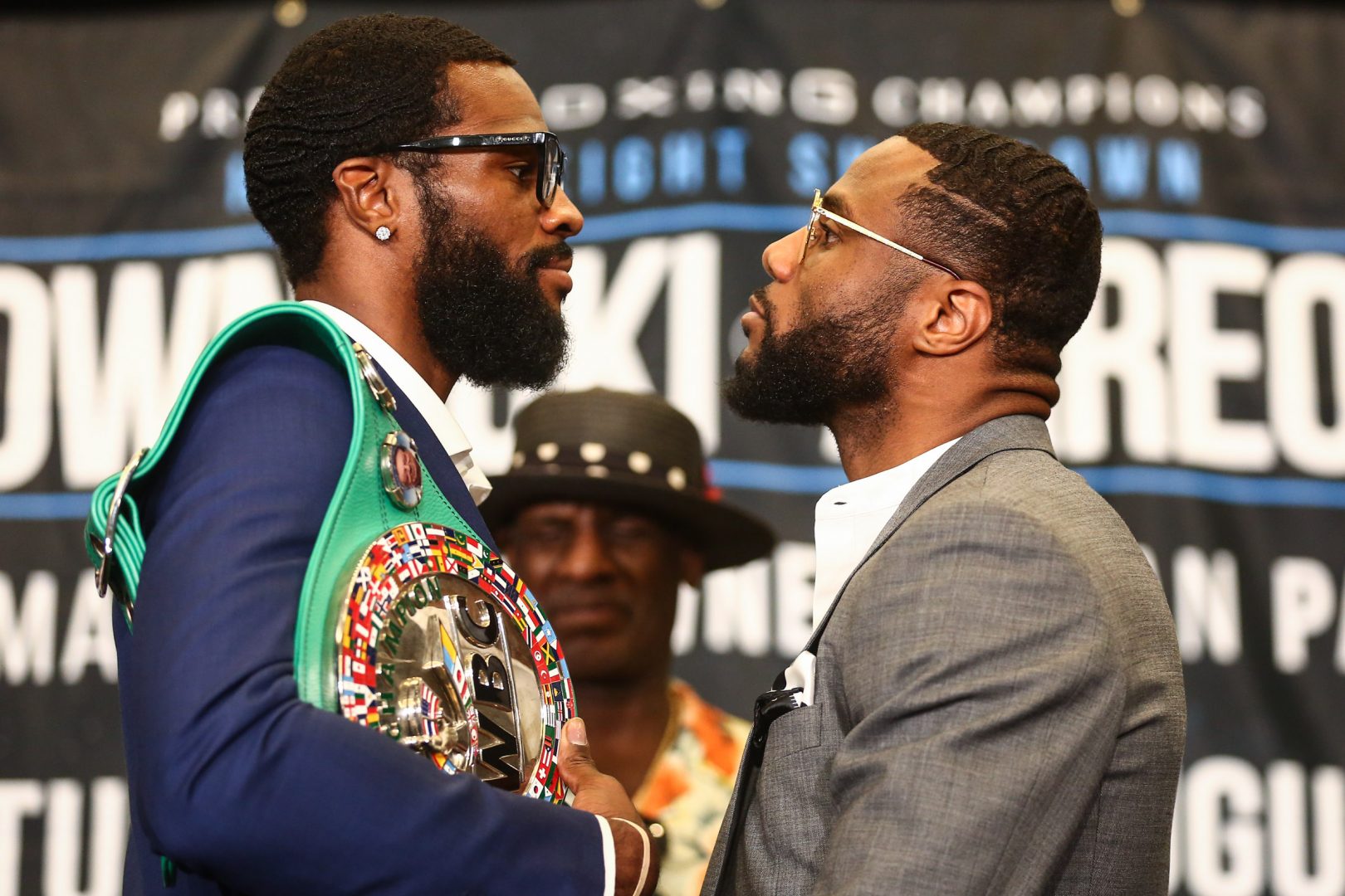 Marcus Browne and Jean Pascal battle for the interim WBA Light Heavyweight title. (Photo by Stephanie Trapp/TGB Promotions)