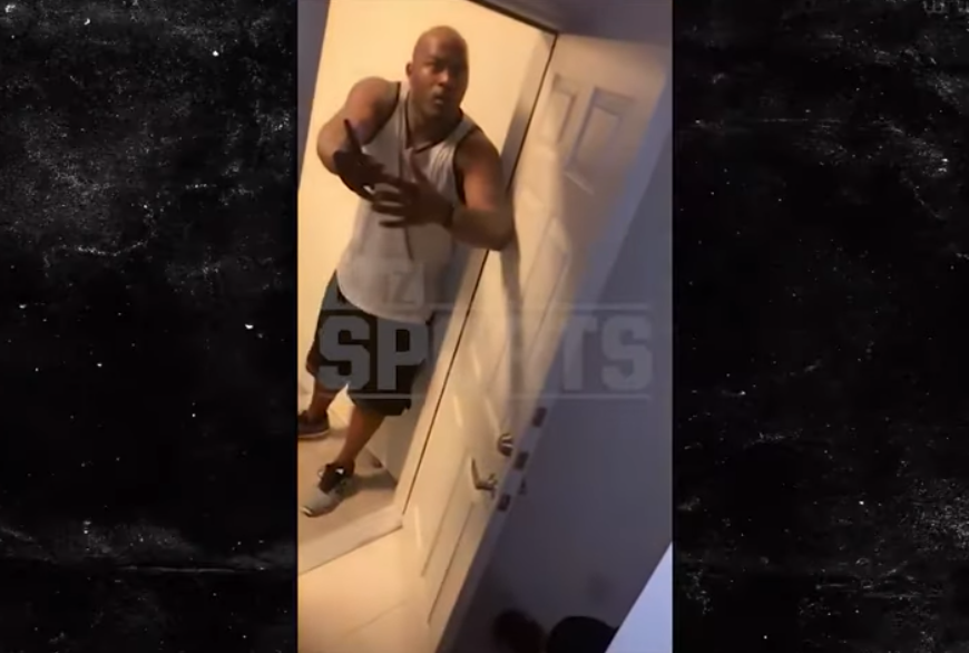 Ex-NFL great Mario Williams gets wild before arrest for trespassing (video)