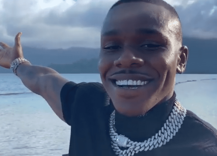 DaBaby's female fan gets knocked out cold by his security (video)