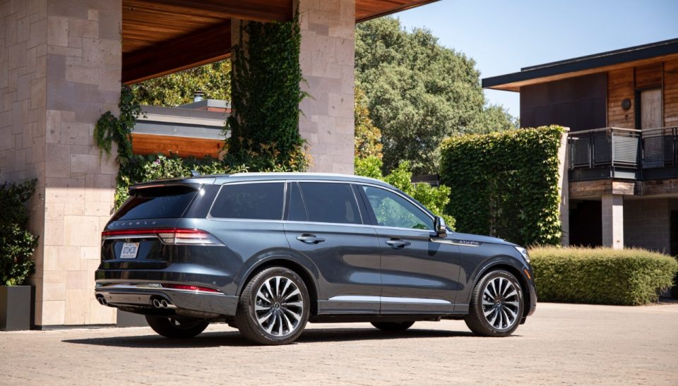 Lincoln's 2020 Aviator offers sanctuary for the senses