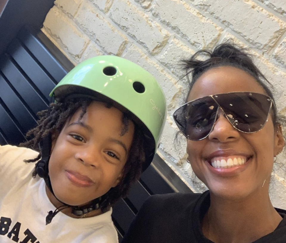 Kelly Rowland doesn’t let Santa get all the credit for her son’s gifts