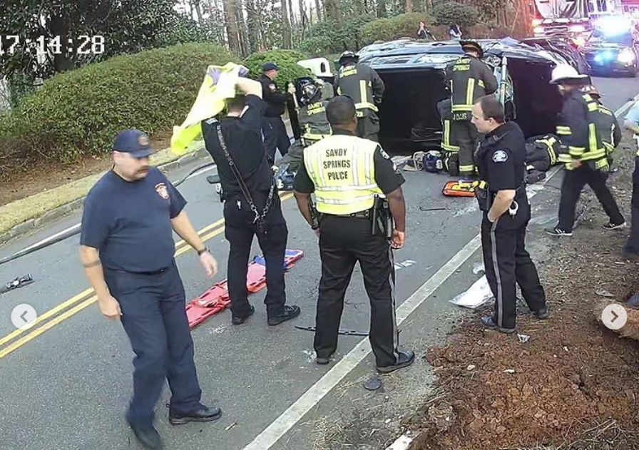 'RHOA' star Kenya Moore shares images of car accident at her home (videos)