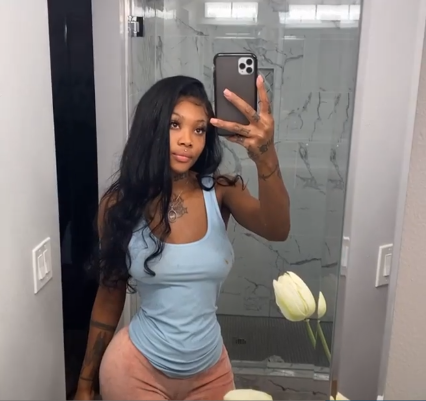 Summer Walker Blasts Fans Who Cracked On Her Old Looking Hands Rolling Out